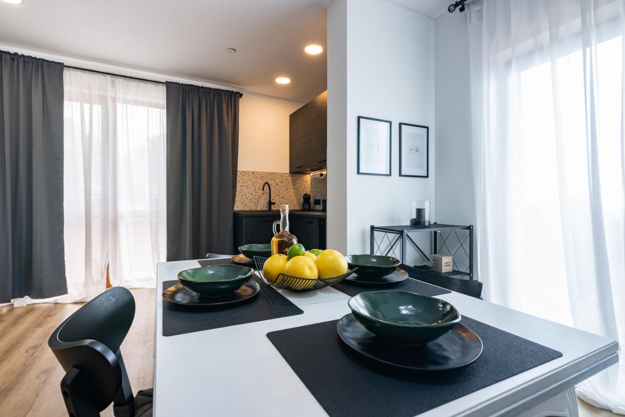 Apartman Laura Rijeka Buitenkant foto