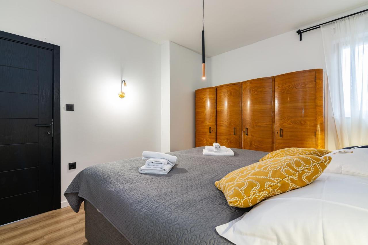 Apartman Laura Rijeka Buitenkant foto